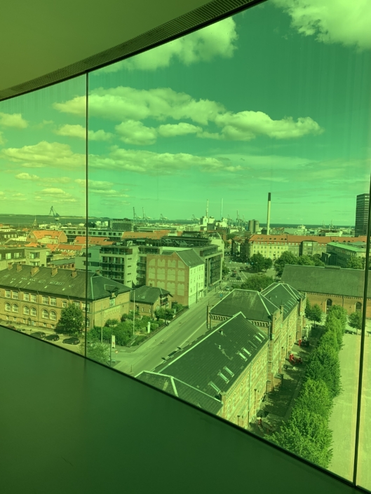 Århus Aros regnbuen i grøn